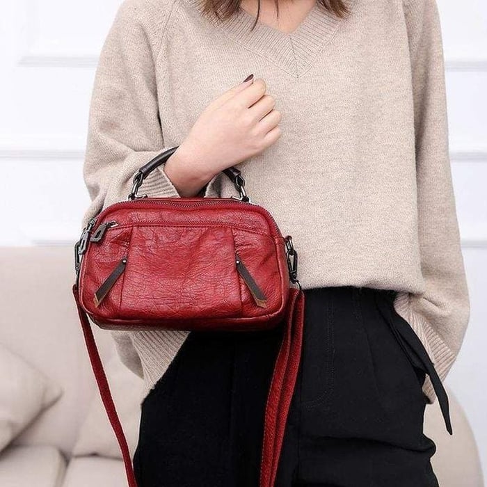 Helena - Small and versatile bag