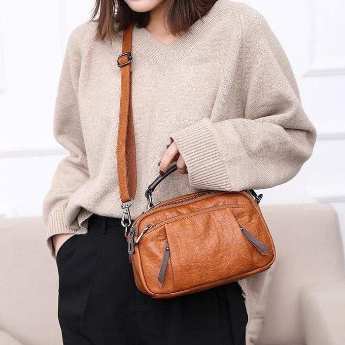 Helena - Small and versatile bag