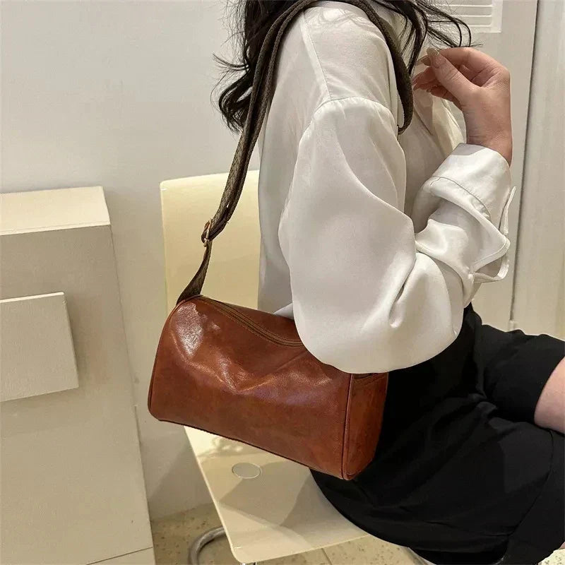Alexandra - Stylish shoulder bag