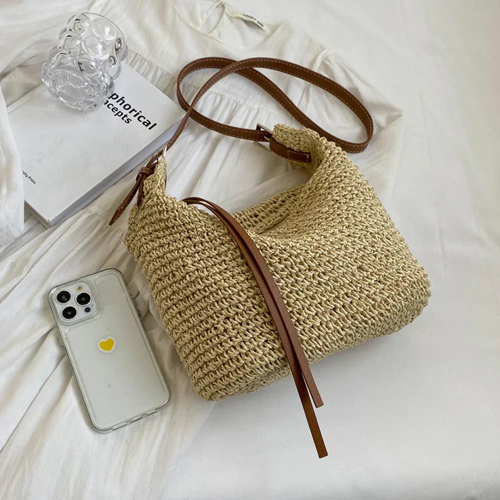 Lucy - Structured Shoulder Bag in Woven Style