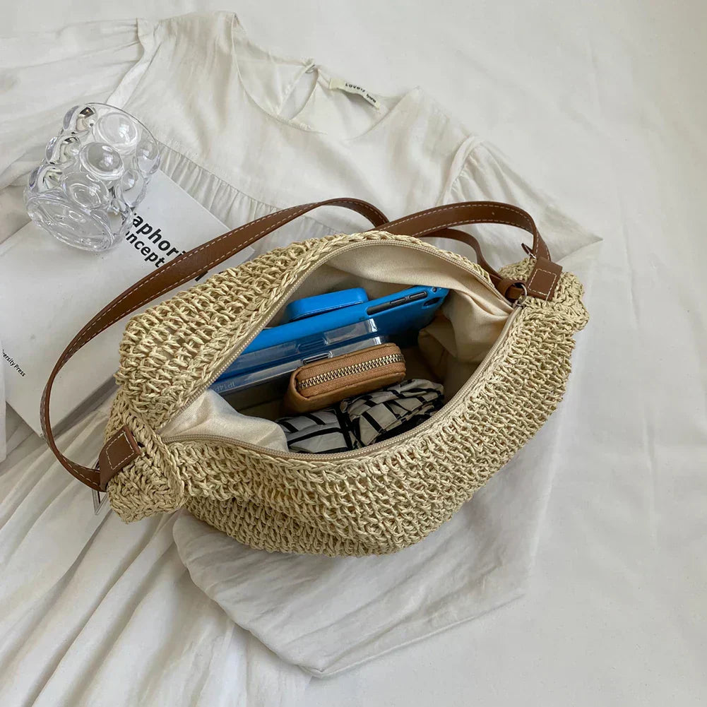 Lucy - Structured Shoulder Bag in Woven Style