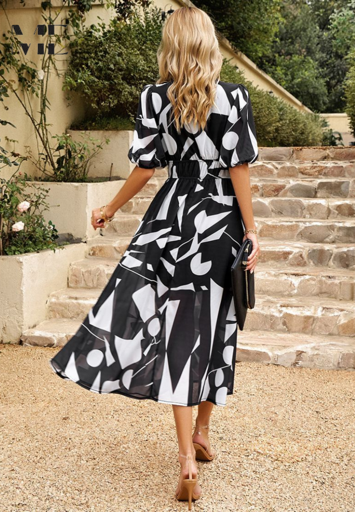 Sophie – Bloom Midi Dress