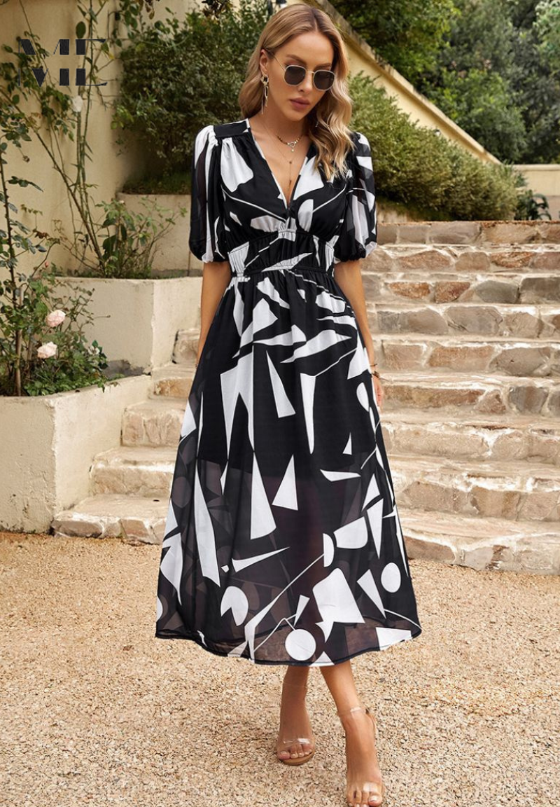 Sophie – Bloom Midi Dress