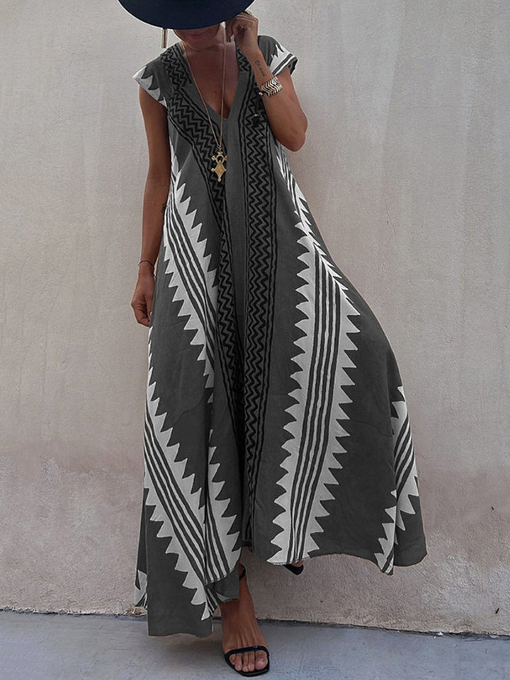 Eloise - V-Neck Sleeveless Dress